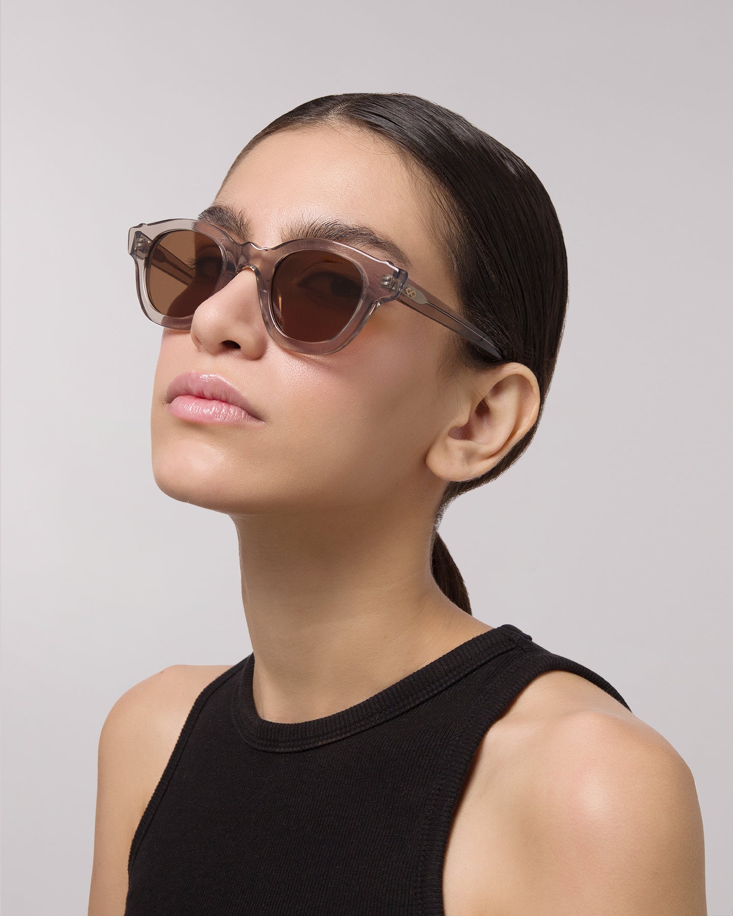 Shop Nova Sunglasses in Clear Brown Colour – Available Online in USA, UK, Canada & United Arab Emirates